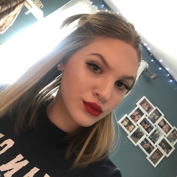 hannahshull12